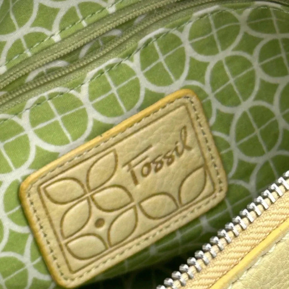 Fossil Yellow Shoulder Bag Mint Condition - Picture 8 of 12